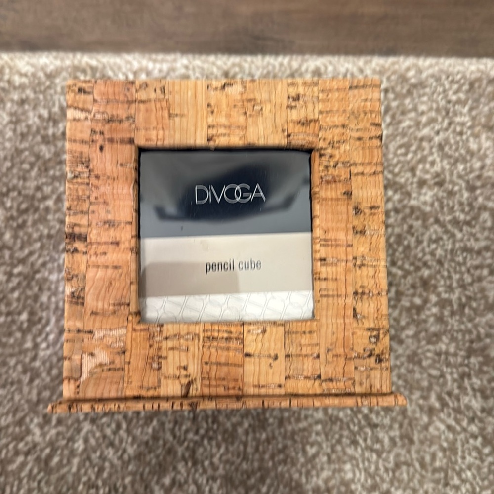 Cork Pencil Cube